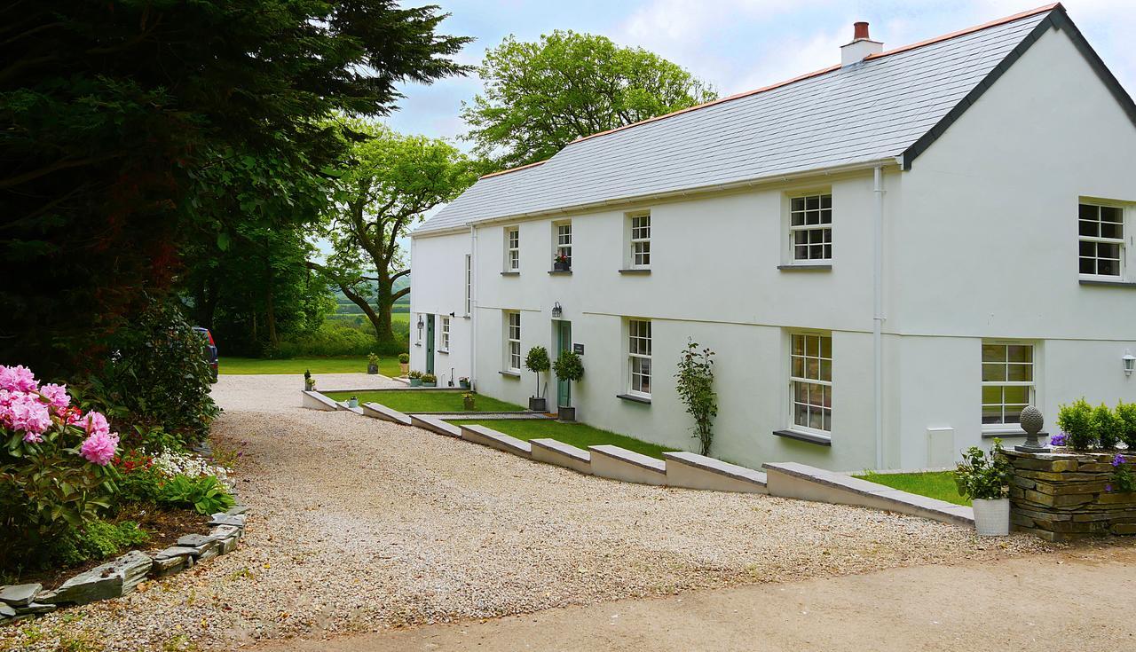 Caroe Farm House Otterham Dış mekan fotoğraf